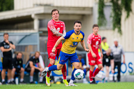 Frederik Lindbøg Børsting of Brann and Preben Mankowitz