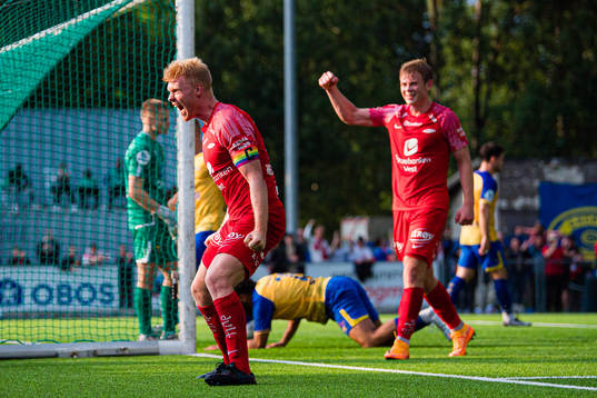 Sivert Heltne Nilsen of Brann celebrates