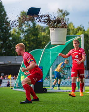 Sivert Heltne Nilsen of Brann celebrates