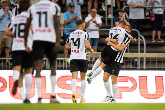 Landskronas Jesper Strid jublar