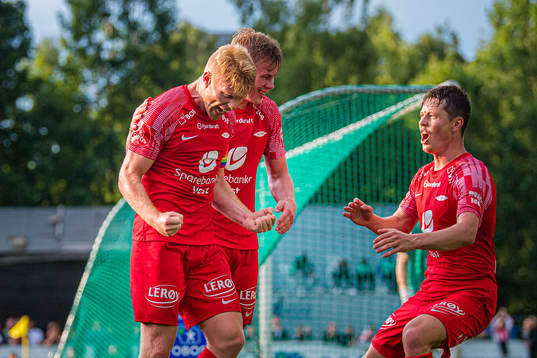 Sivert Heltne Nilsen of Brann celebrates