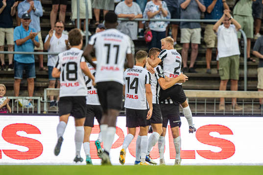Landskronas Jesper Strid jublar