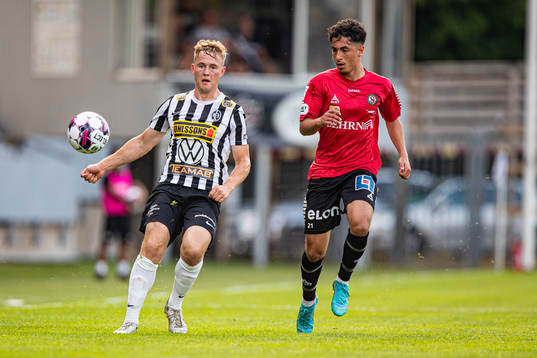 Landskronas Jesper Strid och Örebros Elias Barsoum