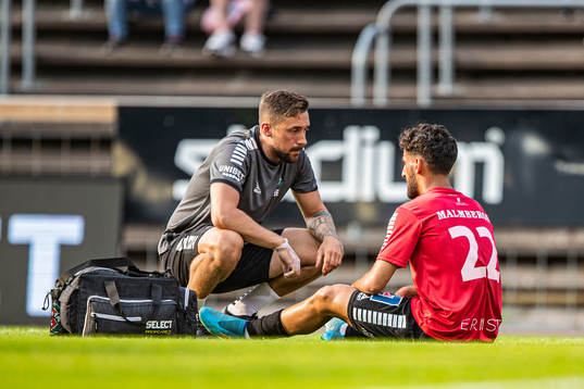 Örebros Lucas Shlimon har ont