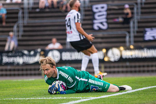 Örebros målvakt William Eskelinen