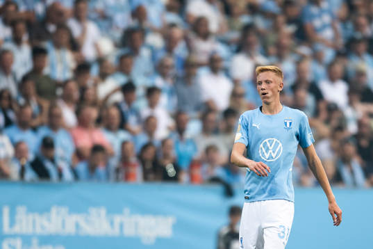 Malmö FFs Hugo Larsson deppar