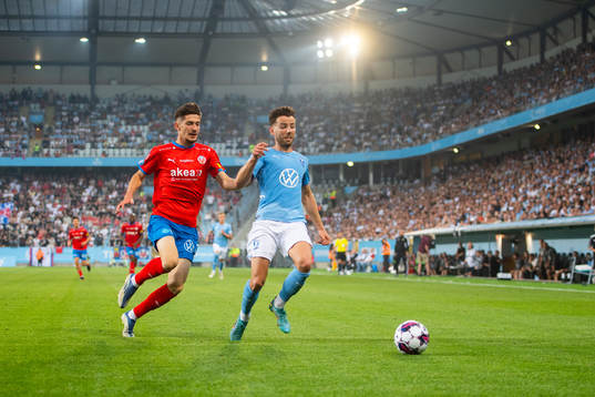 Helsingborgs Armin Gigovic och Malmö FFs Erdal Rakip