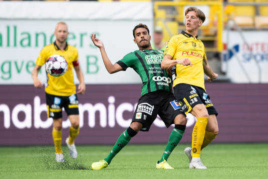 Varbergs Eliton Junior och Elfsborgs Noah Söderberg
