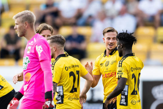 Elfsborgs Simon Olsson jublar