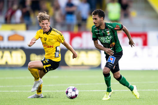 Elfsborgs Noah Söderberg och Varbergs Eliton Junior