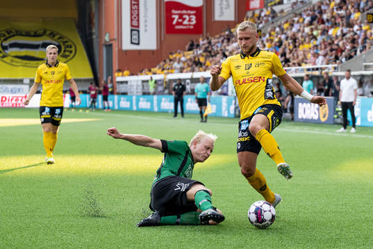 Varbergs André Boman och Elfsborgs Simon Strand