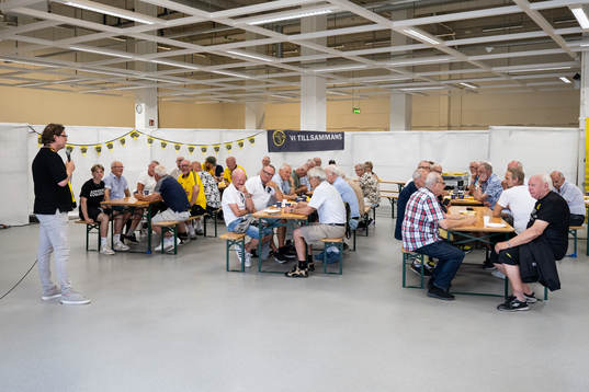 Elfsborgs klubbchef Stefan Andreasson talar