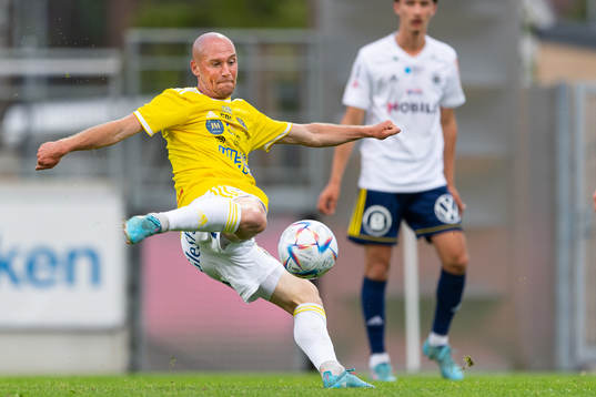 Falkenbergs Christoffer Carlsson