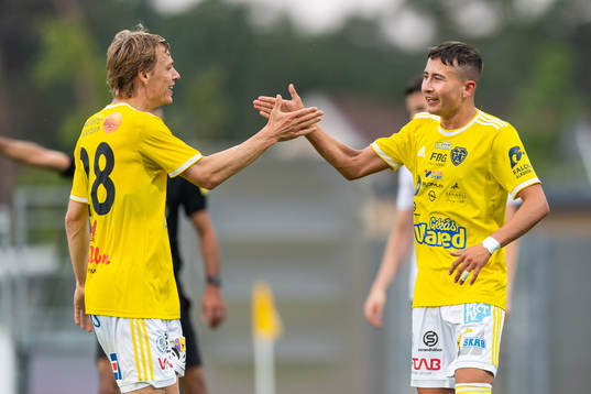 Falkenbergs Sewen Emilov (h) jublar