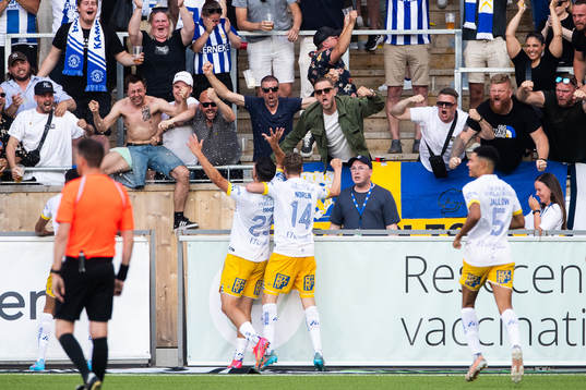 IFK Göteborgs Kevin Yakob jublar