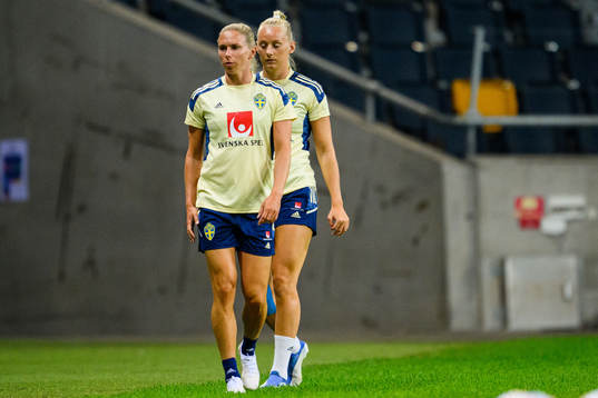 Jonna Andersson and Stina Blackstenius