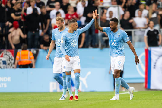 Malmö FFs Isaac Kiese Thelin jublar