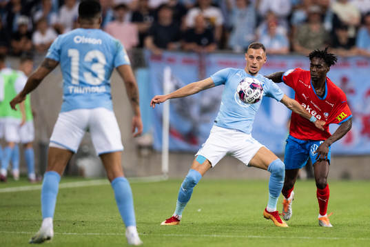 Malmö FFs Veljko Birmancevic och Helsingborgs Benjamin