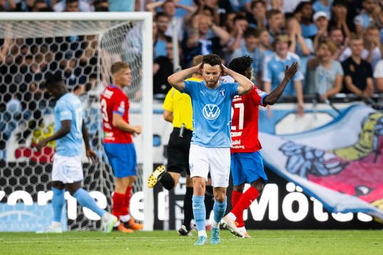 Malmö FFs Erdal Rakip deppar