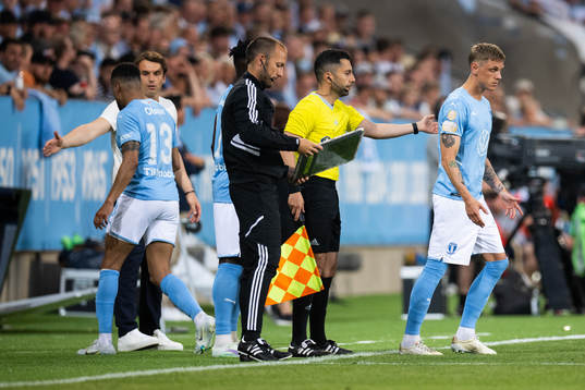Malmö FFs Martin Olsson byter med Sören Rieks