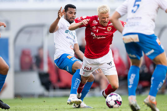 Värnamos Wenderson Oliveira do Nascimento och Kalmars Axel