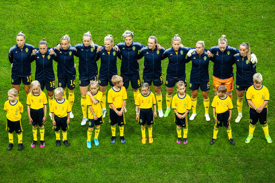 Players of Sweden at lineup