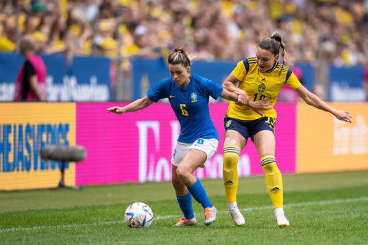 Tamires of Brazil and Johanna Rytting Kaneryd of Sweden