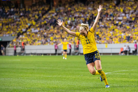 Stina Blackstenius of Sweden celebrates