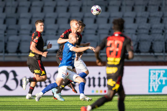 Östersunds Kevin Jablinski och Norrbys Perparim Beqaj