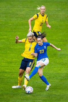 Lina Hurtig of Sweden and Luana of Brazil
