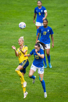 Nathalie Björn of Sweden and Luana of Brazil