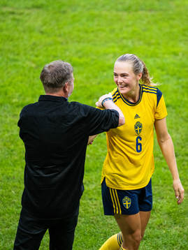 head coach Peter Gerhardsson and Magdalena Eriksson of
