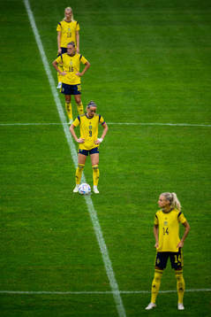 Sofia Jakobsson, Filippa Angeldahl, Kosovare Asllani and