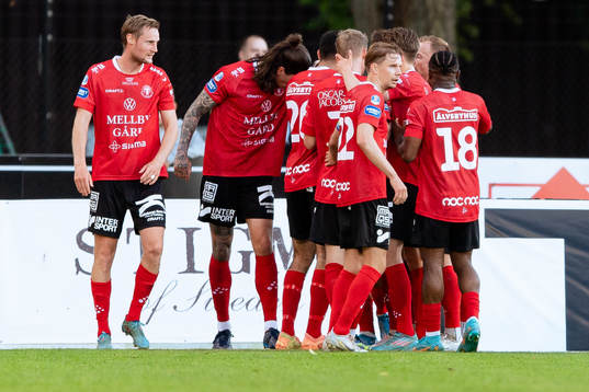 Trelleborgs spelare jublar