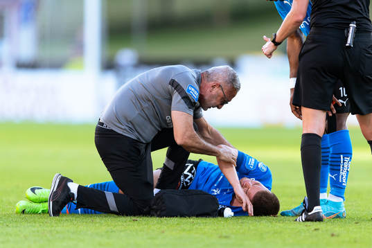 Halmstads Samuel Kroon med skada