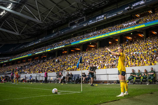 Kosovare Asllani of Sweden