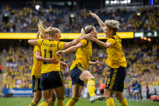 Lina Hurtig of Sweden celebrate with teammates