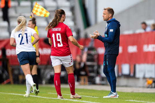 Head coach Martin Sjögren, of Norway