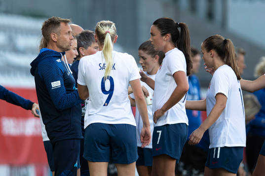 Head coach Martin Sjögren, of Norway