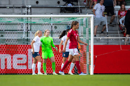 Goalkeeper Guro Pettersen of Norway celebrates