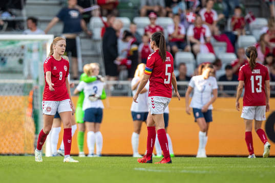 Sara Holmgaard and Simone Boye of Denmark looks dejected