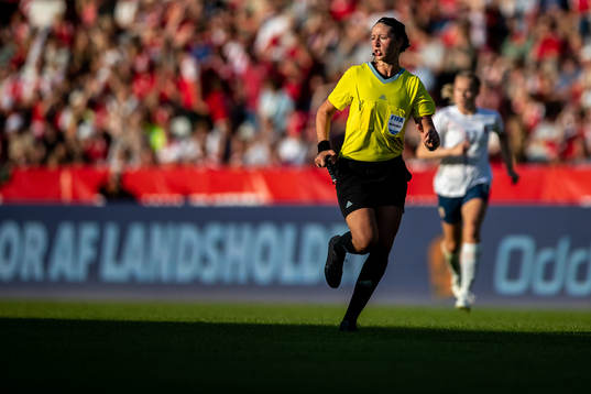 Referee Franziska Wildfeuer