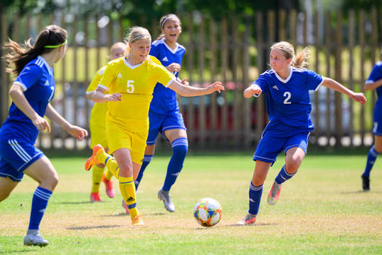 Alma Larsson och Olivia Bergman