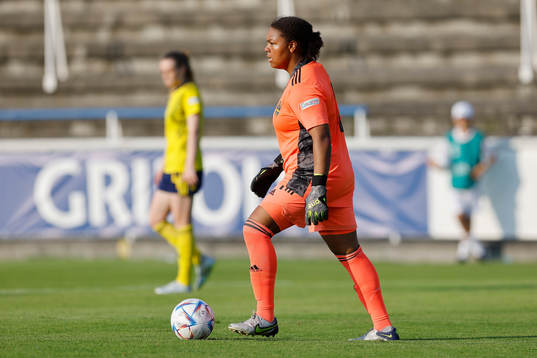 goalkeeper Serina Iddrisu Backmark of Sweden