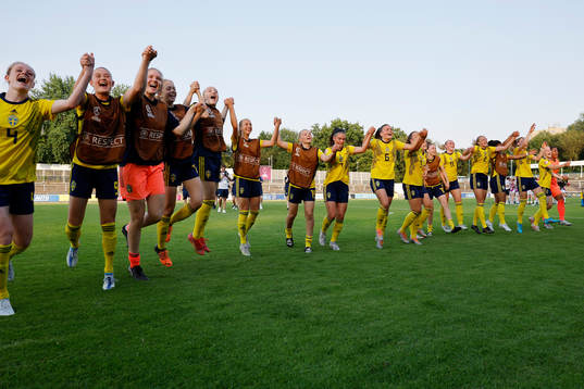 Bläddra bland fler bilder av Football, Women's Under-19 Euro, Sweden - England