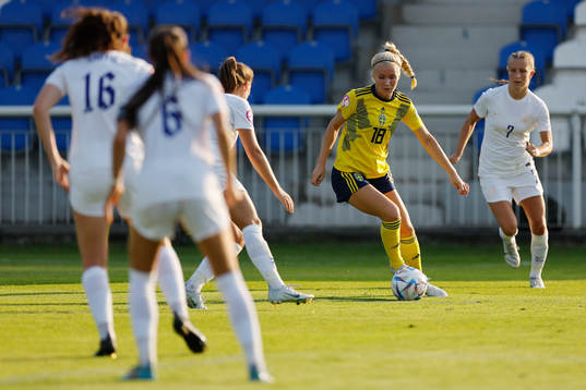 Felicia Jastré Högberg of Sweden in action