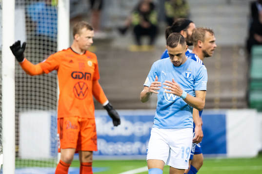 Malmö FFs Veljko Birmancevic deppar