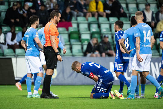 Sundsvalls Pontus Engblom har ont