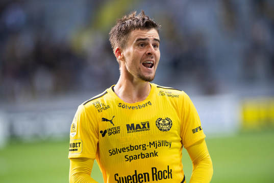 Mjällbys Jesper Gustavsson jublar