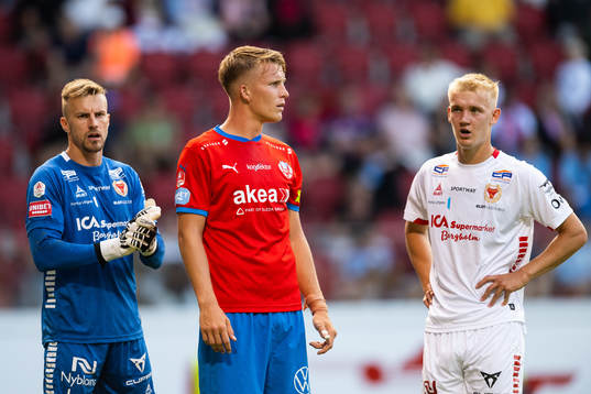 Kalmars målvakt Ricardo Friedrich och Carl Gustafsson och